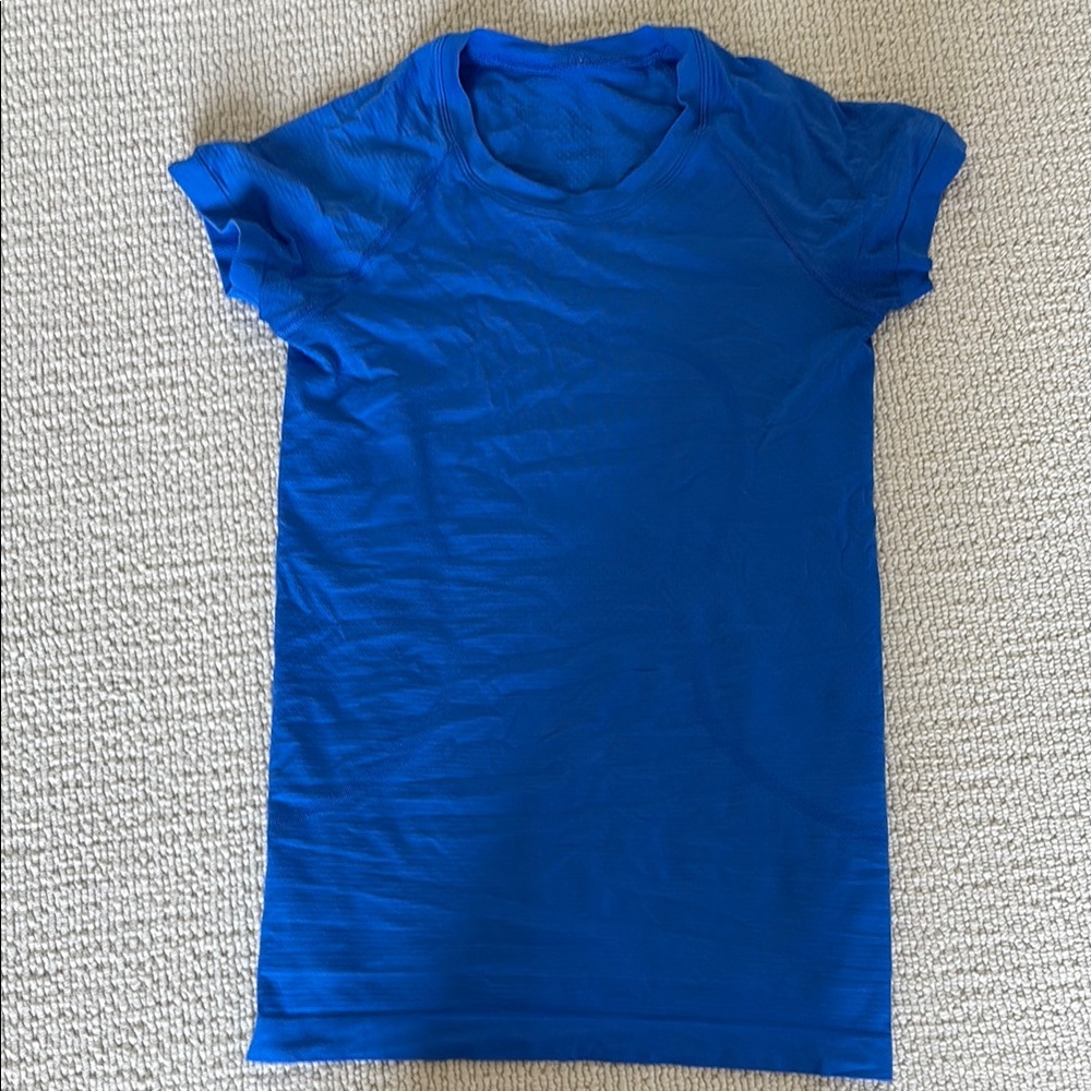 Lululemon Athletica Blue Short Sleeve Tee